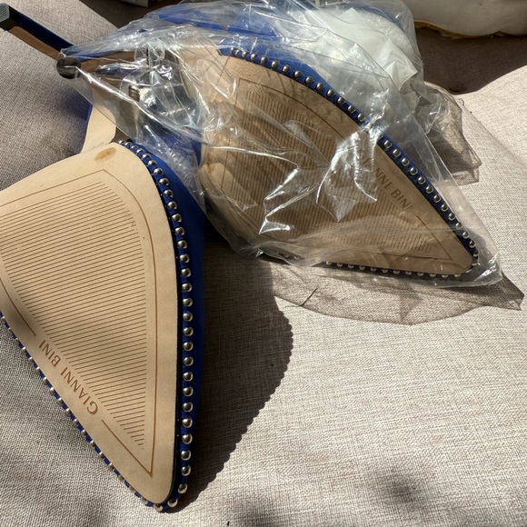 Gianni Bini Elegant Blue Suede Heels with Ankle Strap - Picture 7 of 9